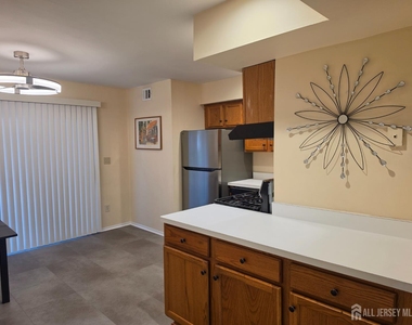 18 Judson Street - Photo Thumbnail 8