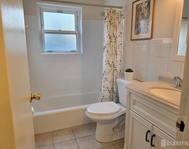 18 Judson Street - Photo Thumbnail 14