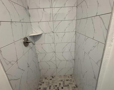 266 Sandford Street - Photo Thumbnail 10