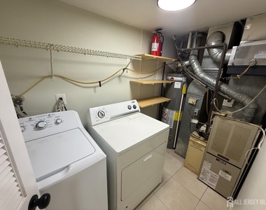 220 Copeley Way - Photo Thumbnail 11