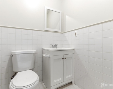 194 Bexley Lane - Photo Thumbnail 12