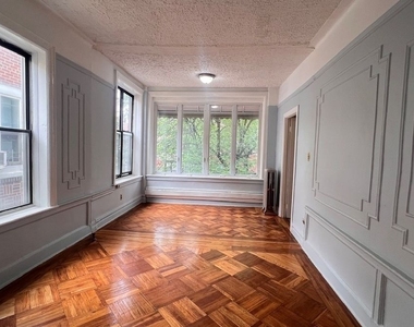 593 Miller Avenue - Photo Thumbnail 1