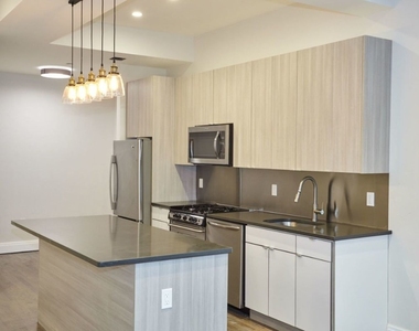 45 Beekman Street - Photo Thumbnail 1
