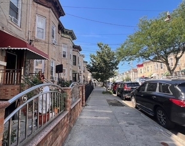 9746 Drew Street - Photo Thumbnail 14