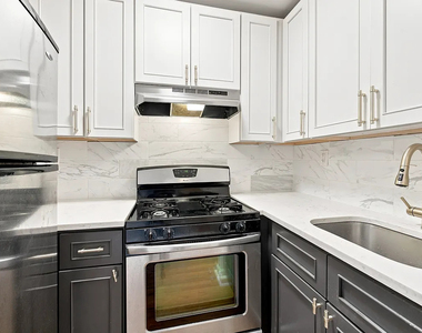 114 W 136th Street - Photo Thumbnail 3