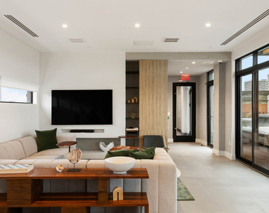 50 Varet Street - Photo Thumbnail 13
