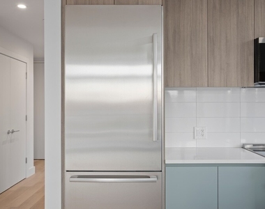 50 Varet Street - Photo Thumbnail 2