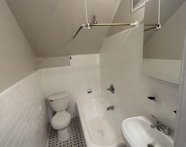 318 W 106th Street - Photo Thumbnail 7