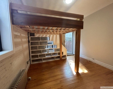 318 W 106th Street - Photo Thumbnail 12