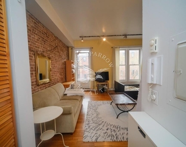 67 W 83rd Street - Photo Thumbnail 5