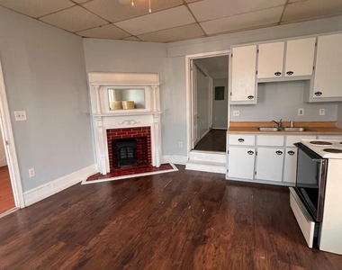 109 E Congress Street - Photo Thumbnail 2