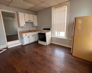 109 E Congress Street - Photo Thumbnail 1