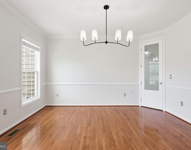 320 Timber Mill Lane - Photo Thumbnail 8