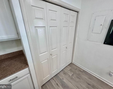 2038 Dewey Drive - Photo Thumbnail 12