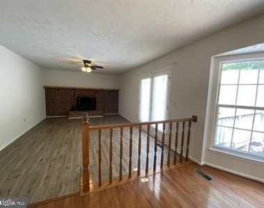 11304 Springfield Drive - Photo Thumbnail 4