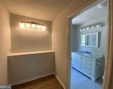 11304 Springfield Drive - Photo Thumbnail 19