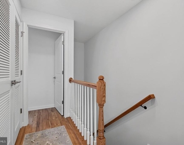 961 Woodstock Commons Drive - Photo Thumbnail 38