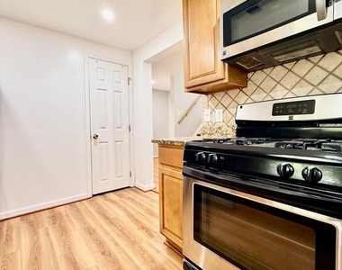 3931 Forestdale Avenue - Photo Thumbnail 27