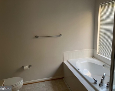 6357 Cullen Place - Photo Thumbnail 2