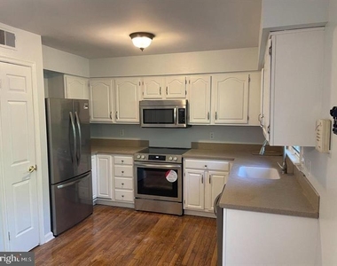 12638 Monarch Court - Photo Thumbnail 13