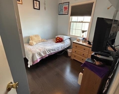 303 4th Avenue - Photo Thumbnail 4
