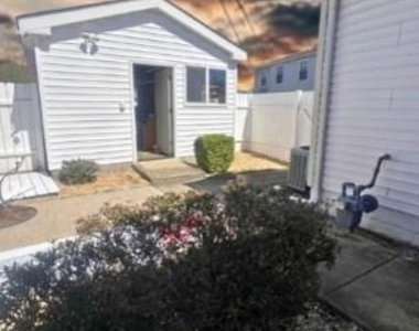 303 4th Avenue - Photo Thumbnail 7