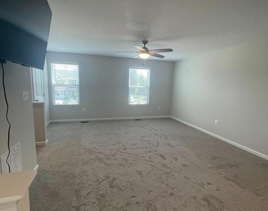 35175 Sara Court - Photo Thumbnail 4