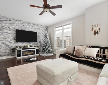 44735 Medway Terrace - Photo Thumbnail 23