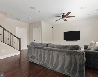 44735 Medway Terrace - Photo Thumbnail 4