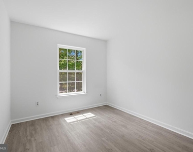 46601 Carriage Court - Photo Thumbnail 21