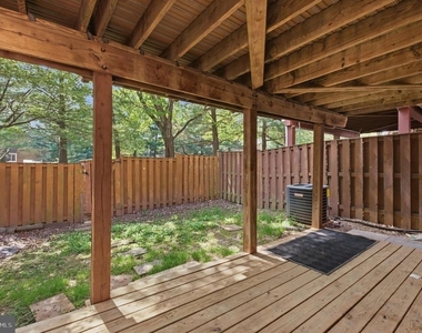 46601 Carriage Court - Photo Thumbnail 19
