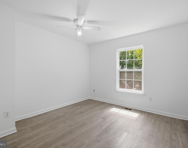 46601 Carriage Court - Photo Thumbnail 23