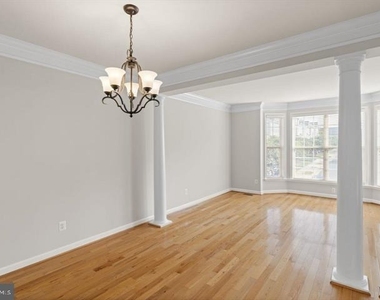 43770 Lees Mill Square - Photo Thumbnail 4