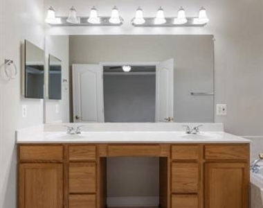 43770 Lees Mill Square - Photo Thumbnail 20
