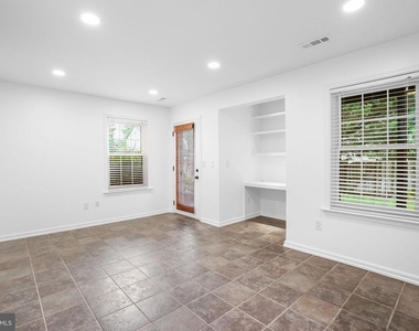 423 Mcdaniel Drive - Photo Thumbnail 35