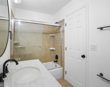 423 Mcdaniel Drive - Photo Thumbnail 22