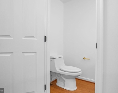 423 Mcdaniel Drive - Photo Thumbnail 10