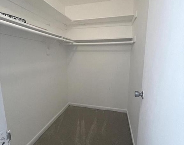 2323 Freetown Court - Photo Thumbnail 13