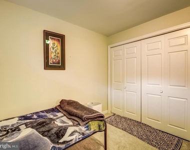 7112 Lake Cove Drive - Photo Thumbnail 40