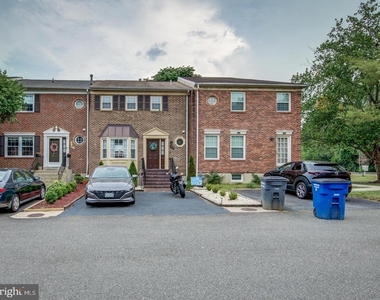 7112 Lake Cove Drive - Photo Thumbnail 1
