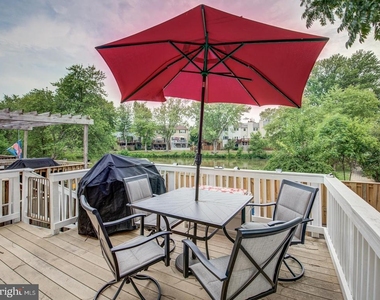 7112 Lake Cove Drive - Photo Thumbnail 44