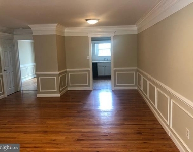 9655 Eaton Woods Place - Photo Thumbnail 2