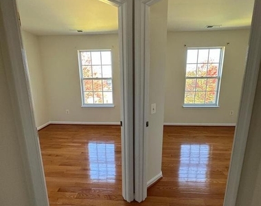 13517 Bannacker Place - Photo Thumbnail 15