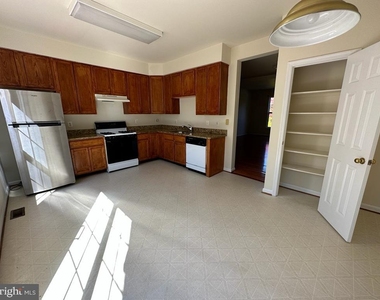 13517 Bannacker Place - Photo Thumbnail 13