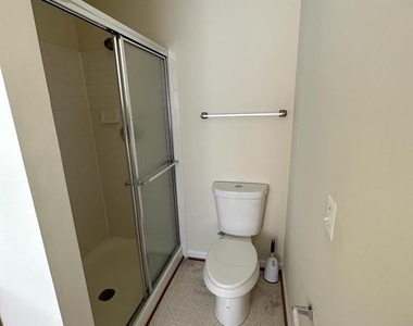 13517 Bannacker Place - Photo Thumbnail 25