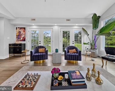 322 River Bend Road - Photo Thumbnail 3