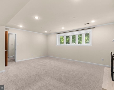 7305 Masonville Court - Photo Thumbnail 28