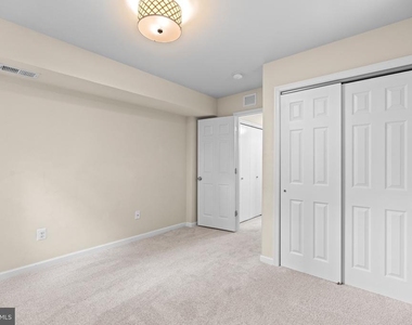 7305 Masonville Court - Photo Thumbnail 23