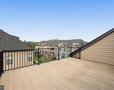 6230 Almerico Place - Photo Thumbnail 43