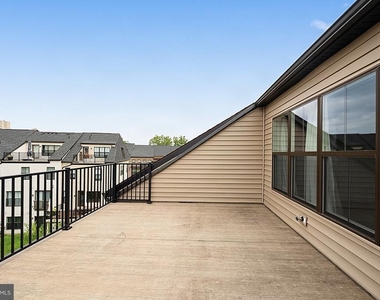 6230 Almerico Place - Photo Thumbnail 44